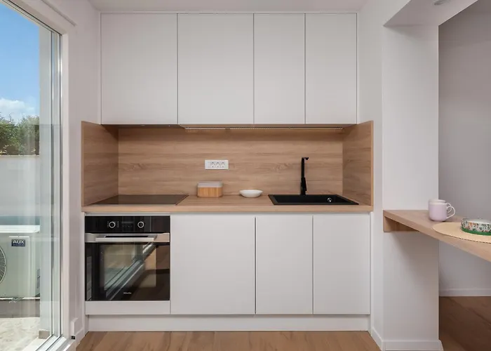 Sandy Oasis Apartment