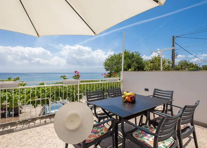 Sandy Oasis Apartment Duće